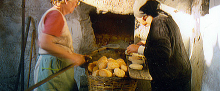 TALLER DE PAN EN CORTIJO COVAROCA 